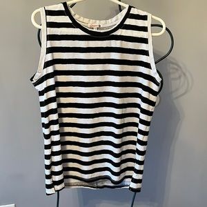 Sundry striped sleeveless black and white top